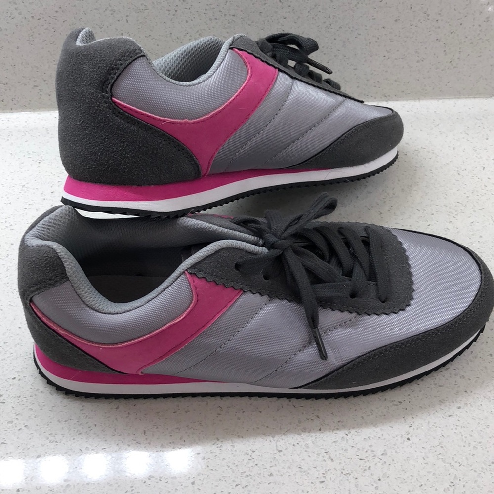 Old Navy Sneakers